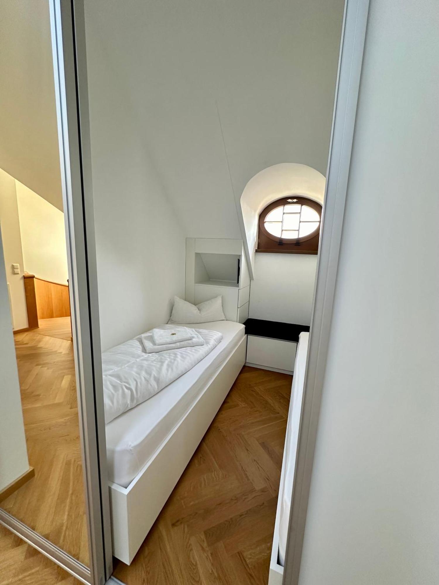 Luxus Suite Mit Einmaligem Blick Auf Die Frauenkirche Dresde Exterior foto