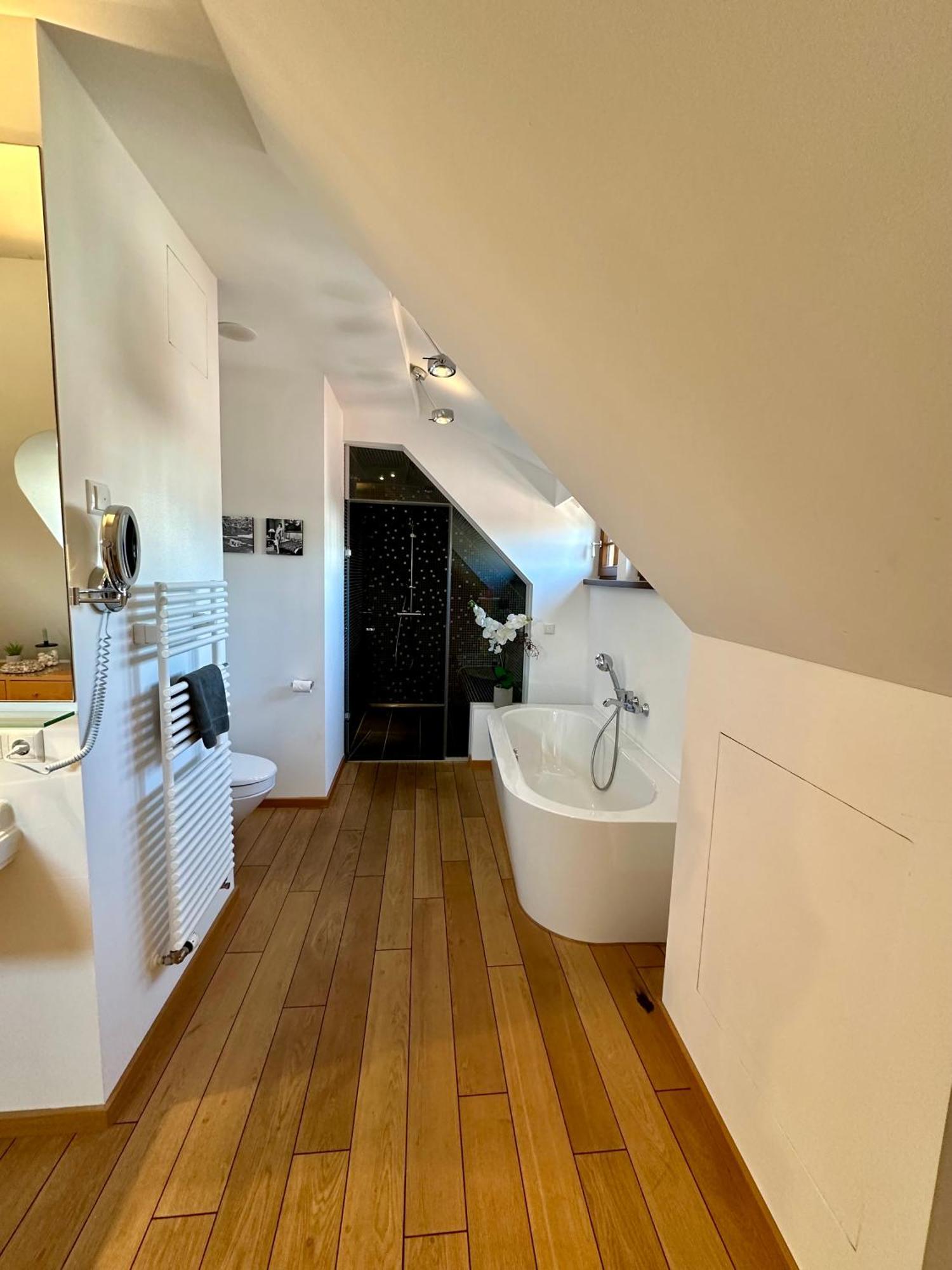 Luxus Suite Mit Einmaligem Blick Auf Die Frauenkirche Dresde Exterior foto