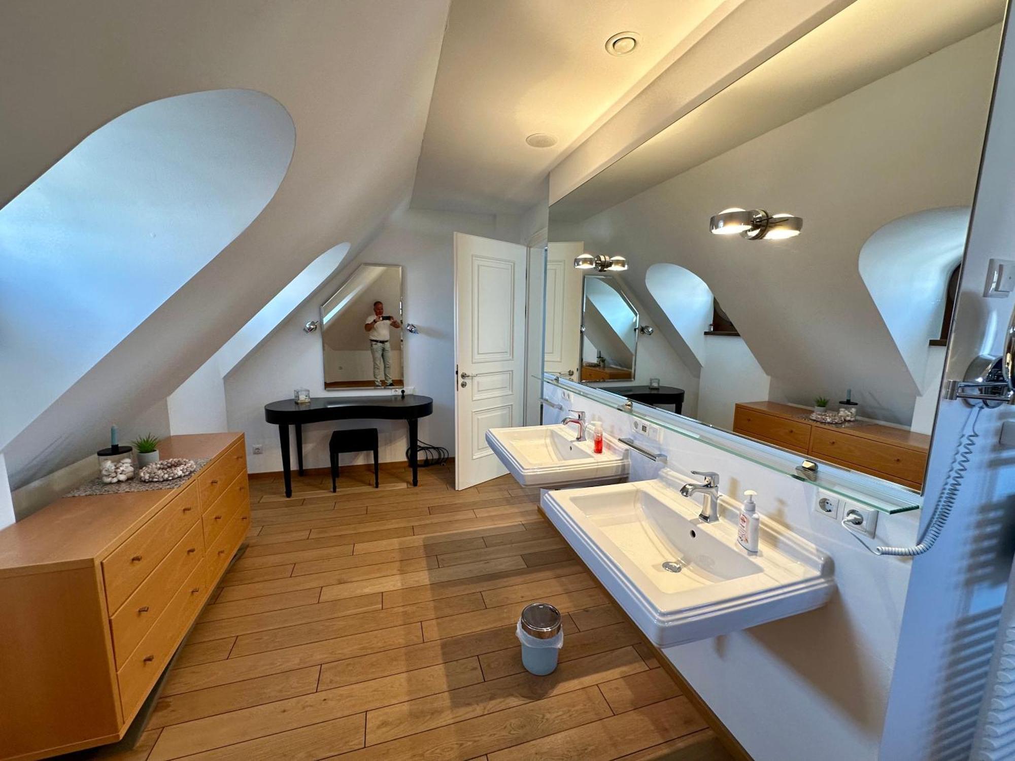 Luxus Suite Mit Einmaligem Blick Auf Die Frauenkirche Dresde Exterior foto
