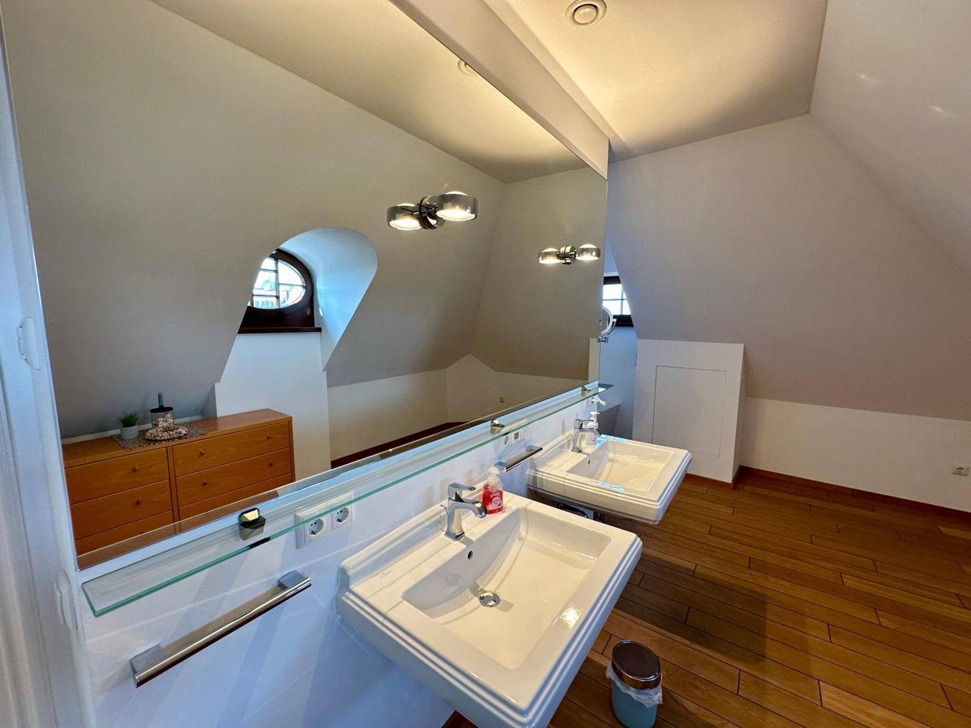 Luxus Suite Mit Einmaligem Blick Auf Die Frauenkirche Dresde Exterior foto