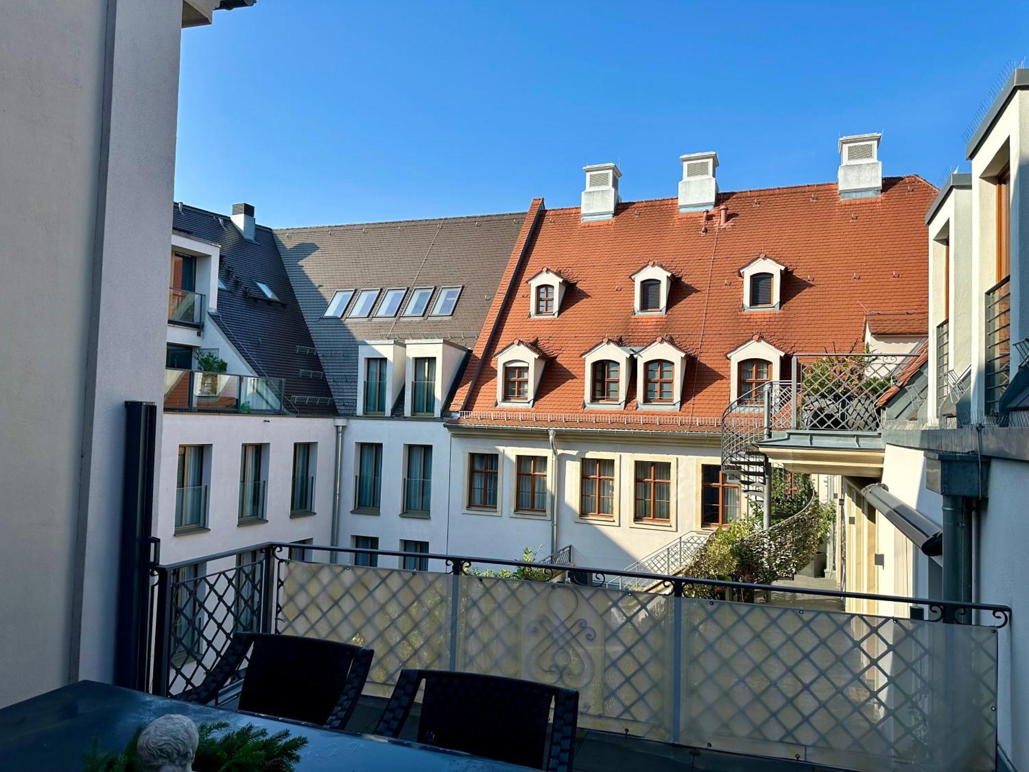 Luxus Suite Mit Einmaligem Blick Auf Die Frauenkirche Dresde Exterior foto